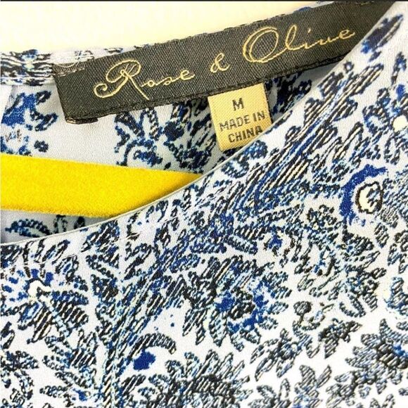 Rose & Olive| paisley blue blouse Med light blue/black - Picture 5 of 6